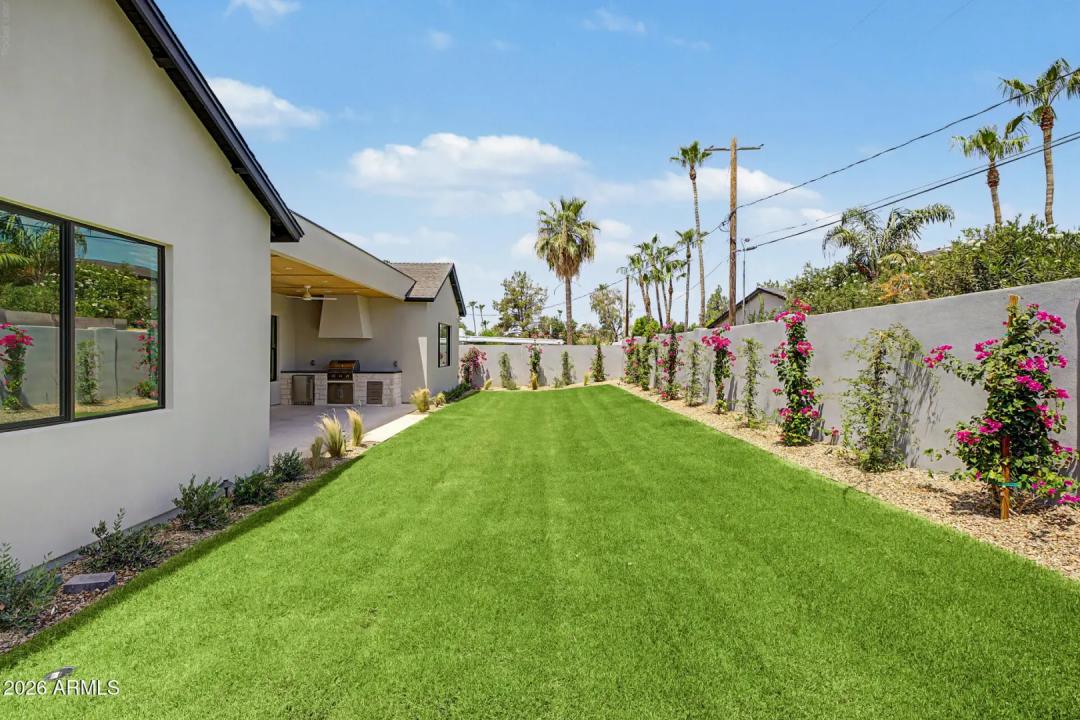 Real Estate Picture 79