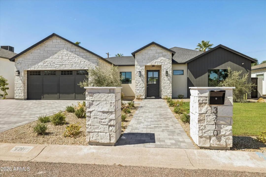 Real Estate Picture 104
