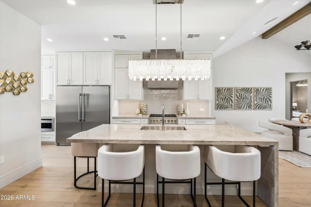 Real Estate Picture 21