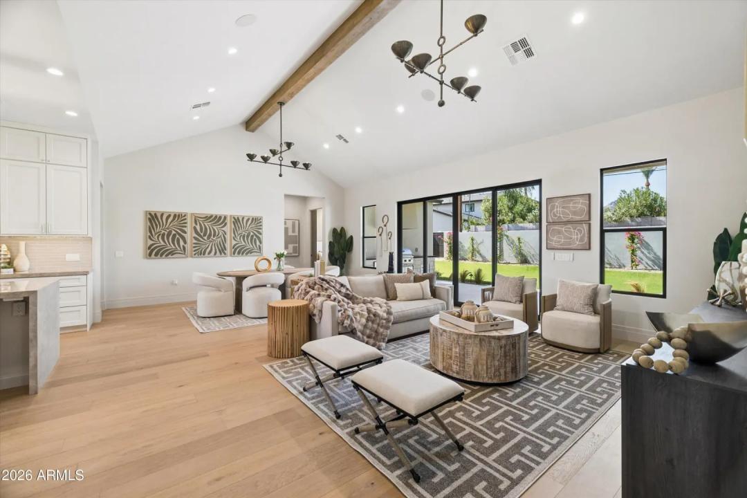 Real Estate Picture 26