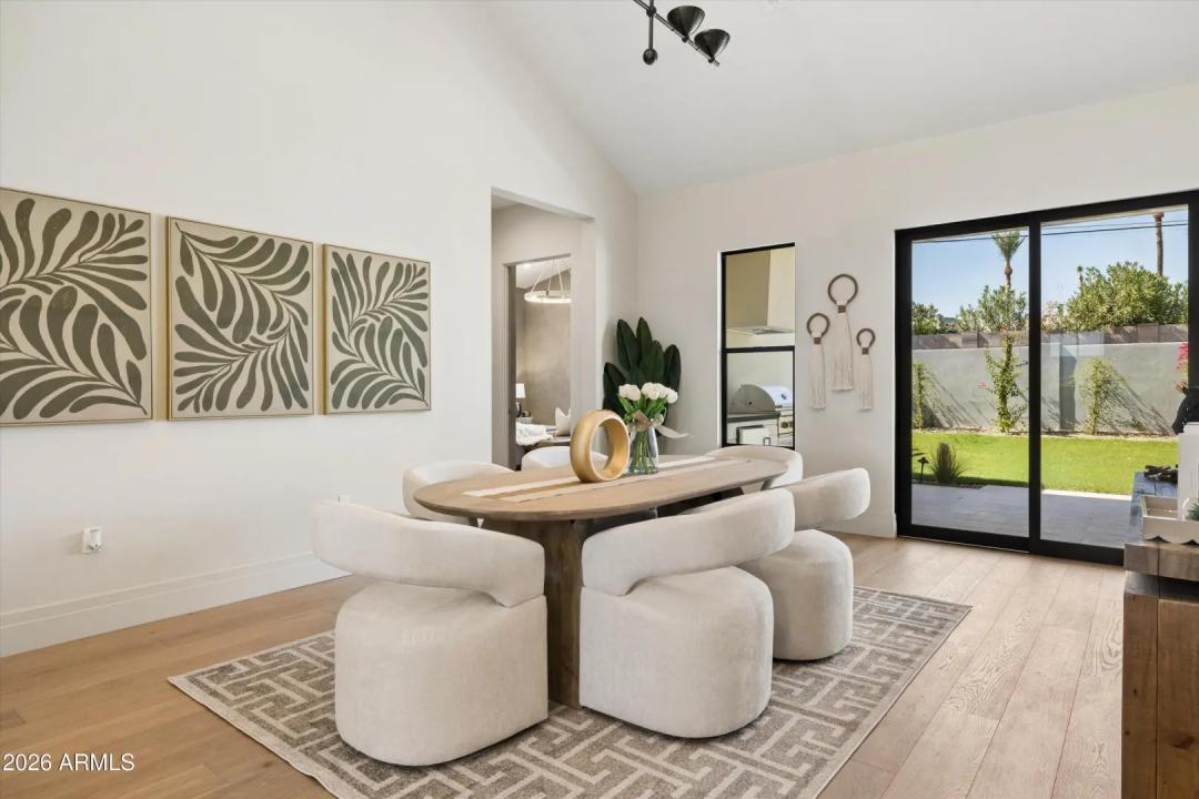 Real Estate Picture 30