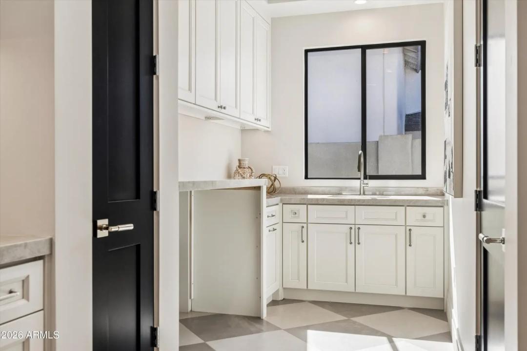 Real Estate Picture 39