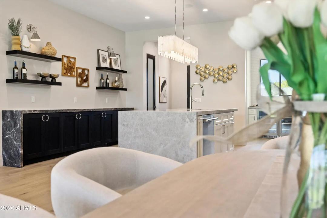 Real Estate Picture 43