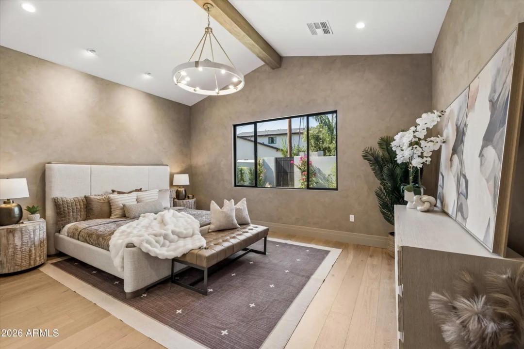 Real Estate Picture 46