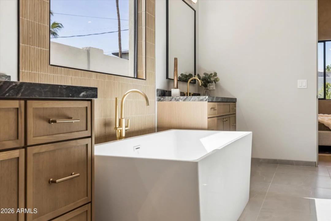 Real Estate Picture 56