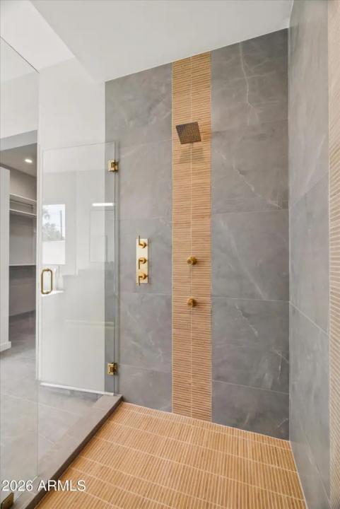 Real Estate Picture 60