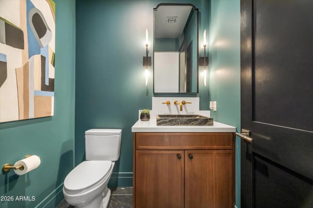 Real Estate Picture 64