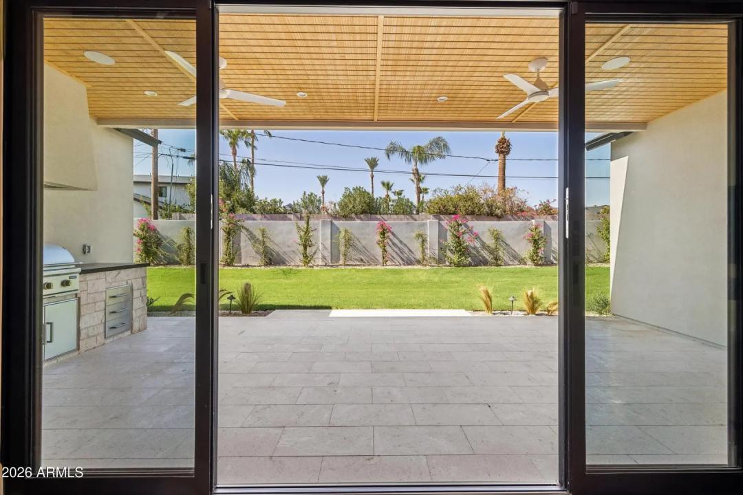 Real Estate Picture 90