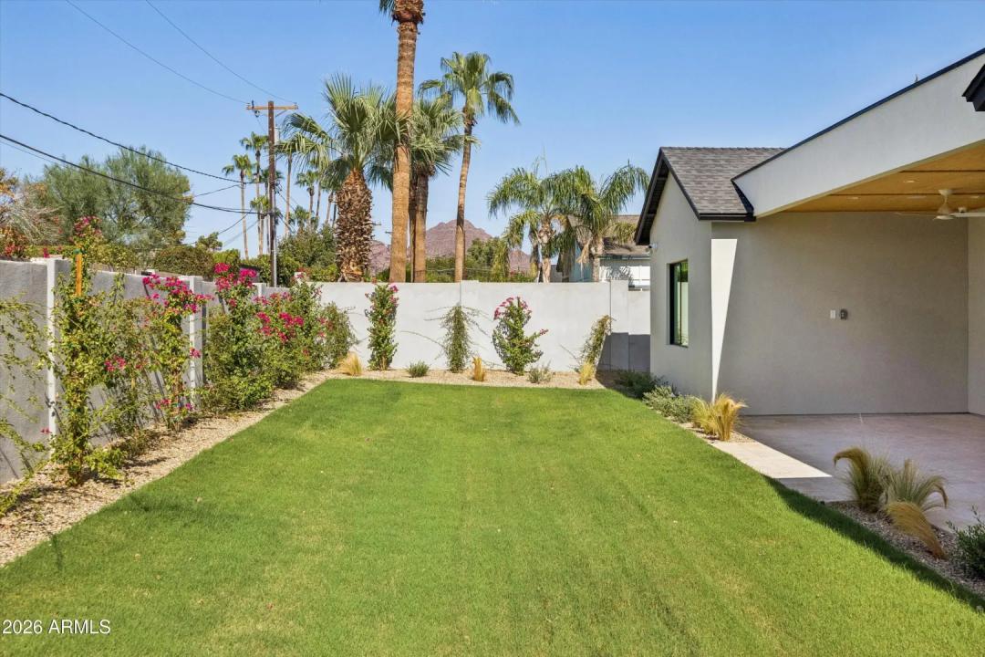 Real Estate Picture 95