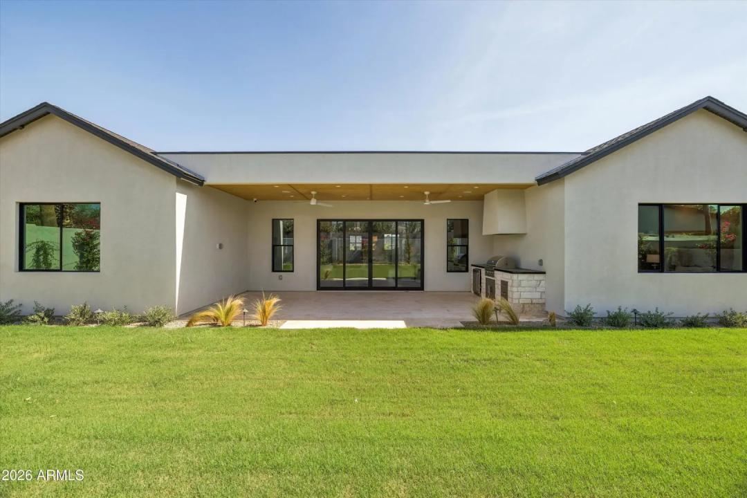 Real Estate Picture 98