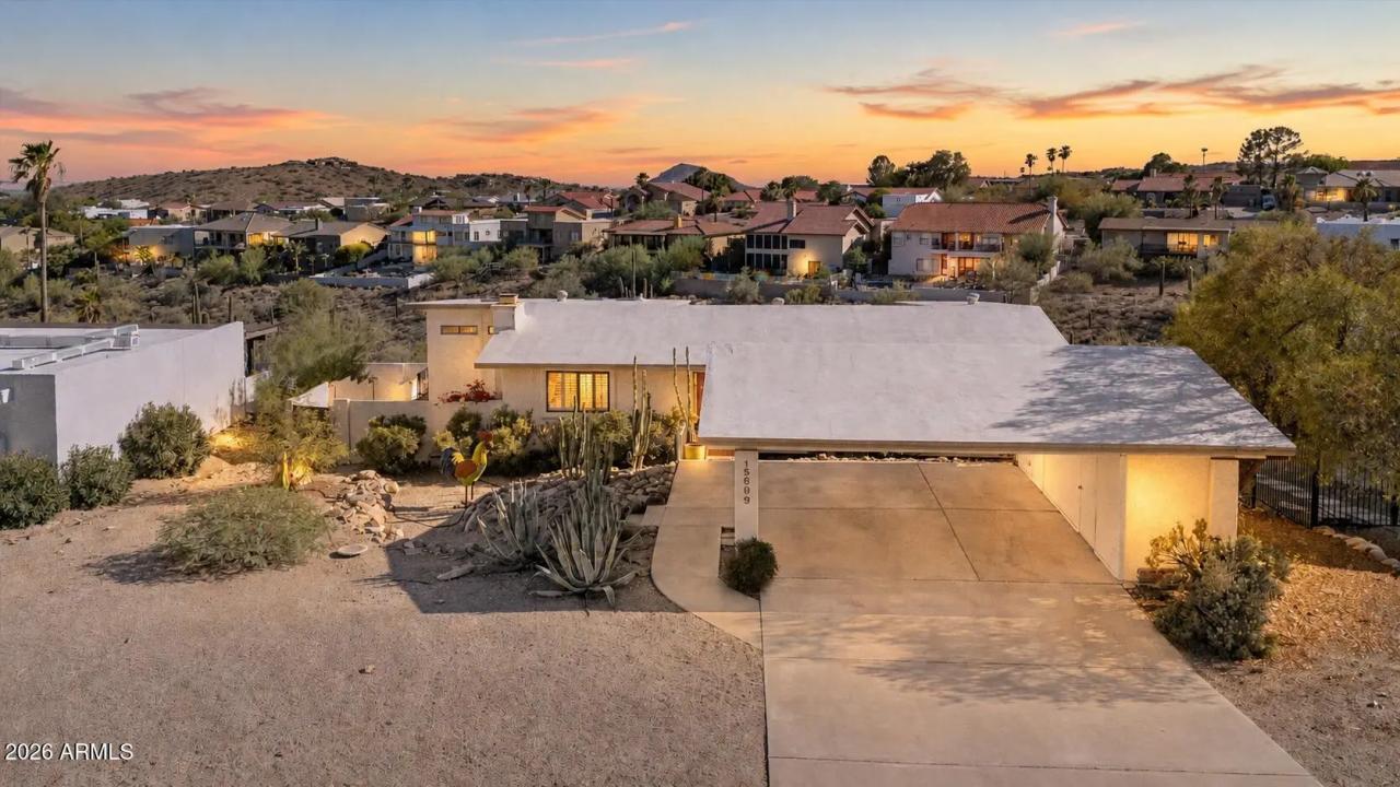 Real Estate Picture 6