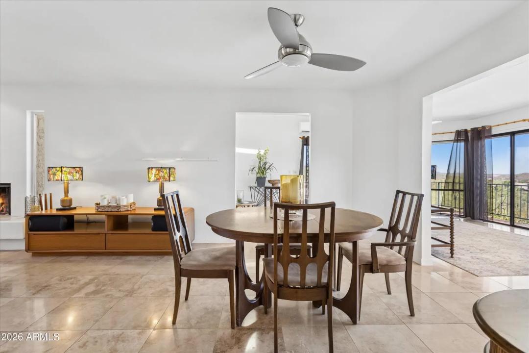 Real Estate Picture 17