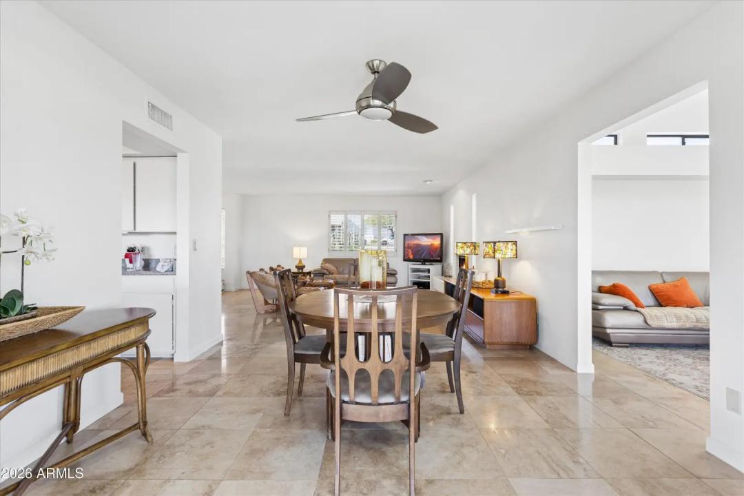 Real Estate Picture 18