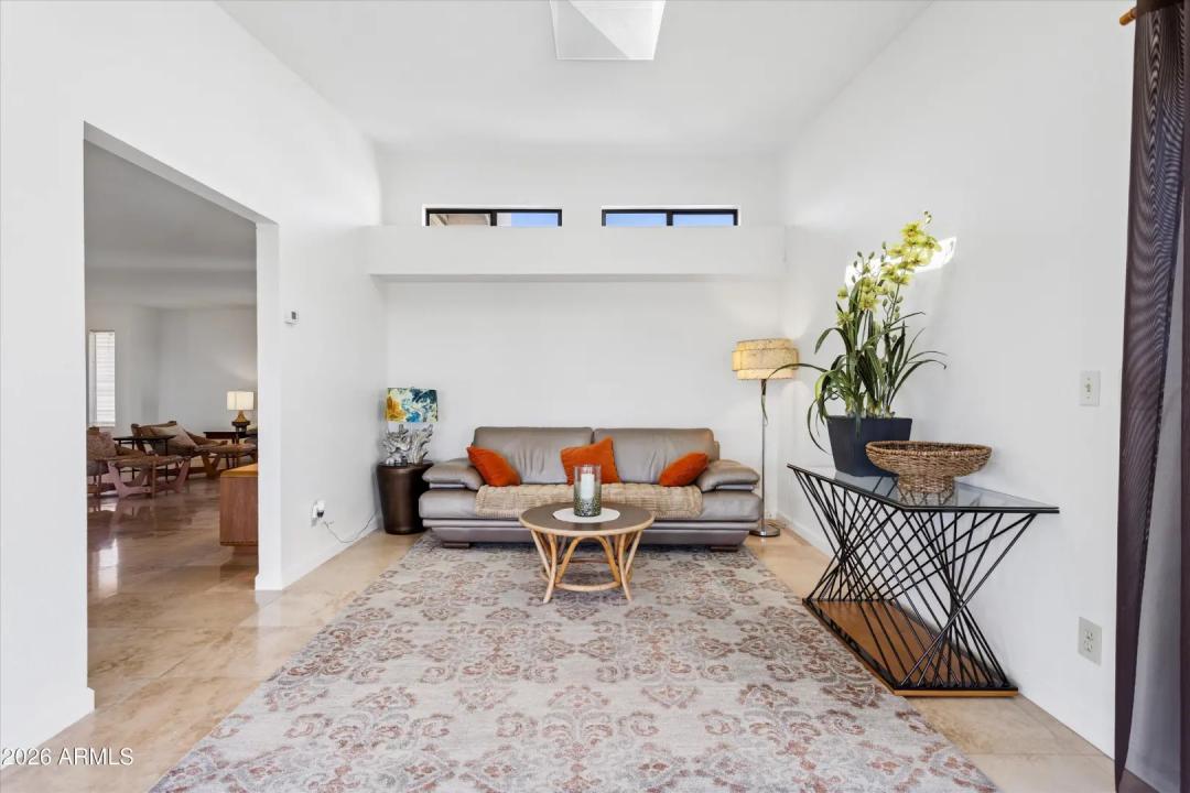 Real Estate Picture 19