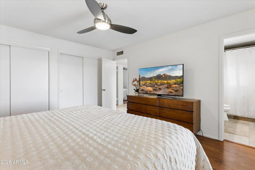 Real Estate Picture 27