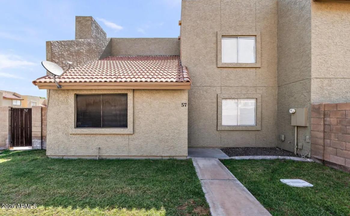 Real Estate Picture 2
