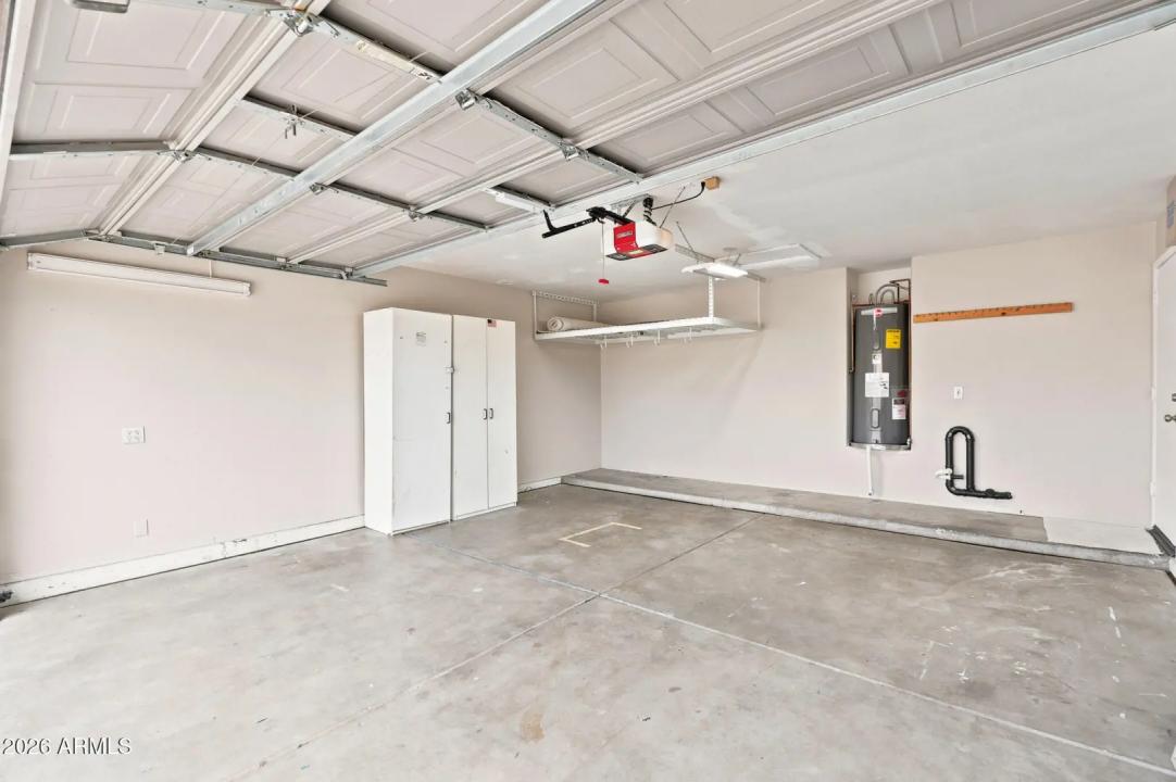 Real Estate Picture 43