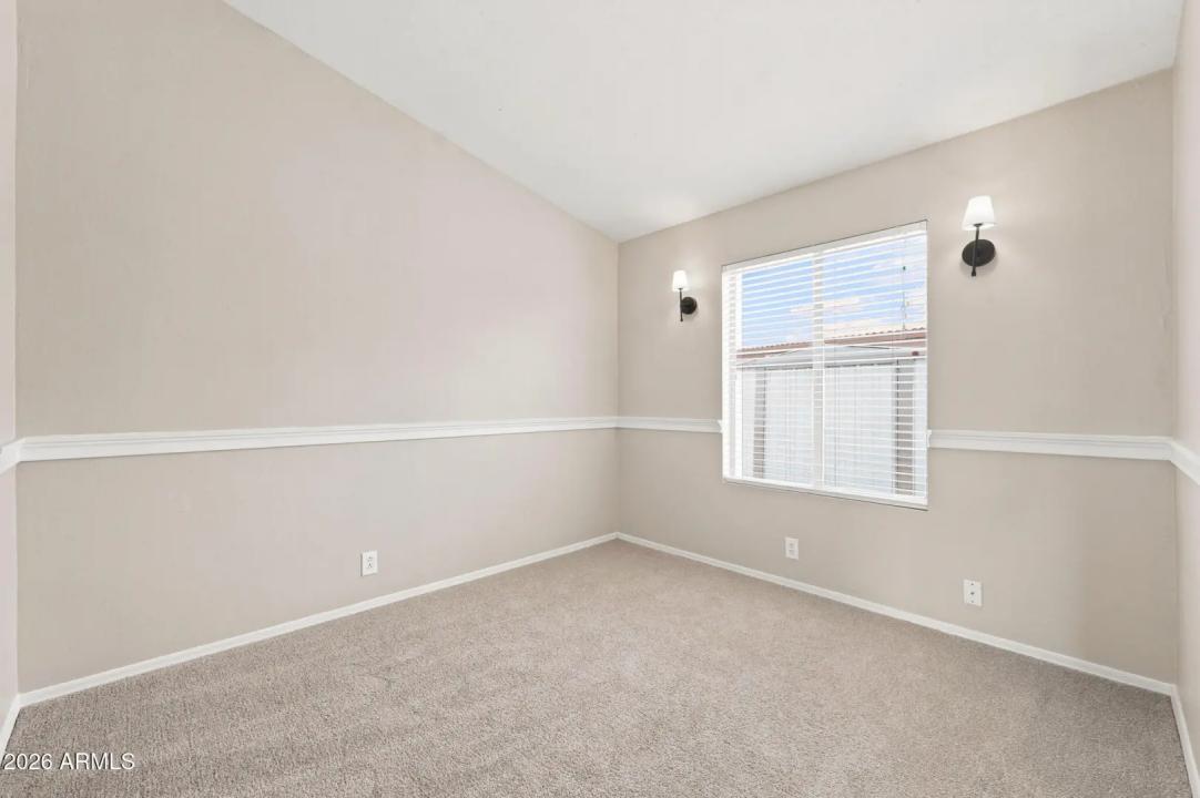 Real Estate Picture 27