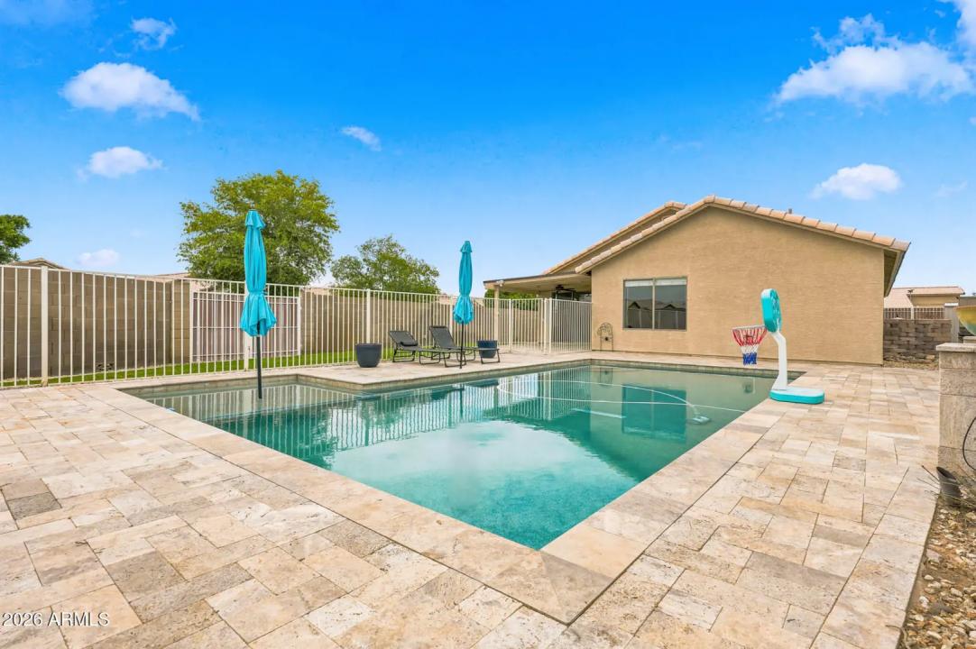 Real Estate Picture 34