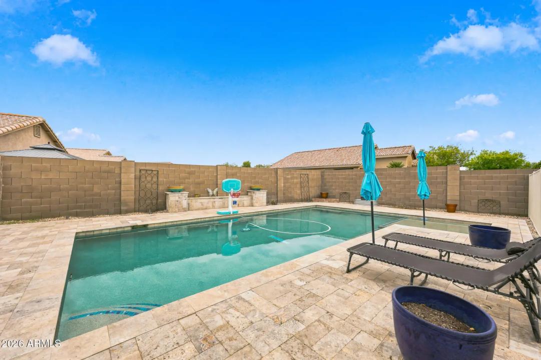 Real Estate Picture 38