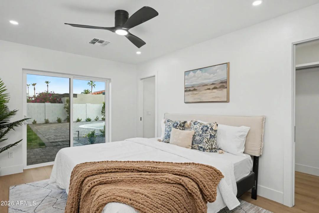 Real Estate Picture 26