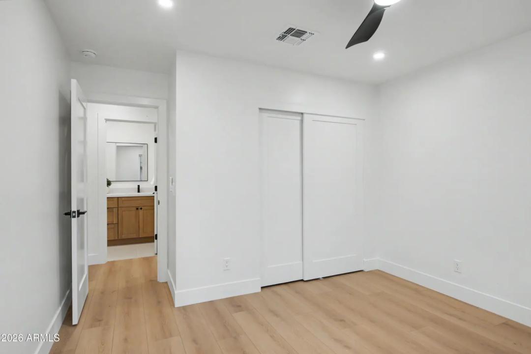Real Estate Picture 35
