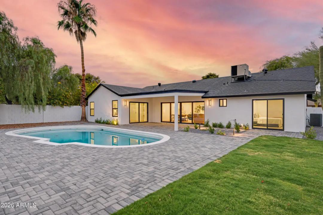 Real Estate Picture 39