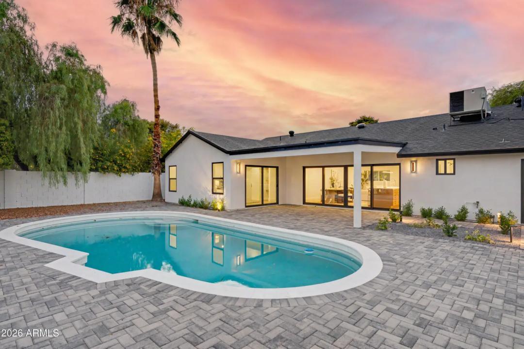 Real Estate Picture 40