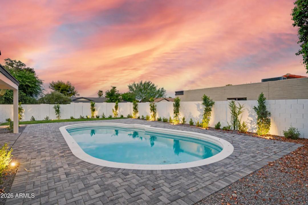 Real Estate Picture 42
