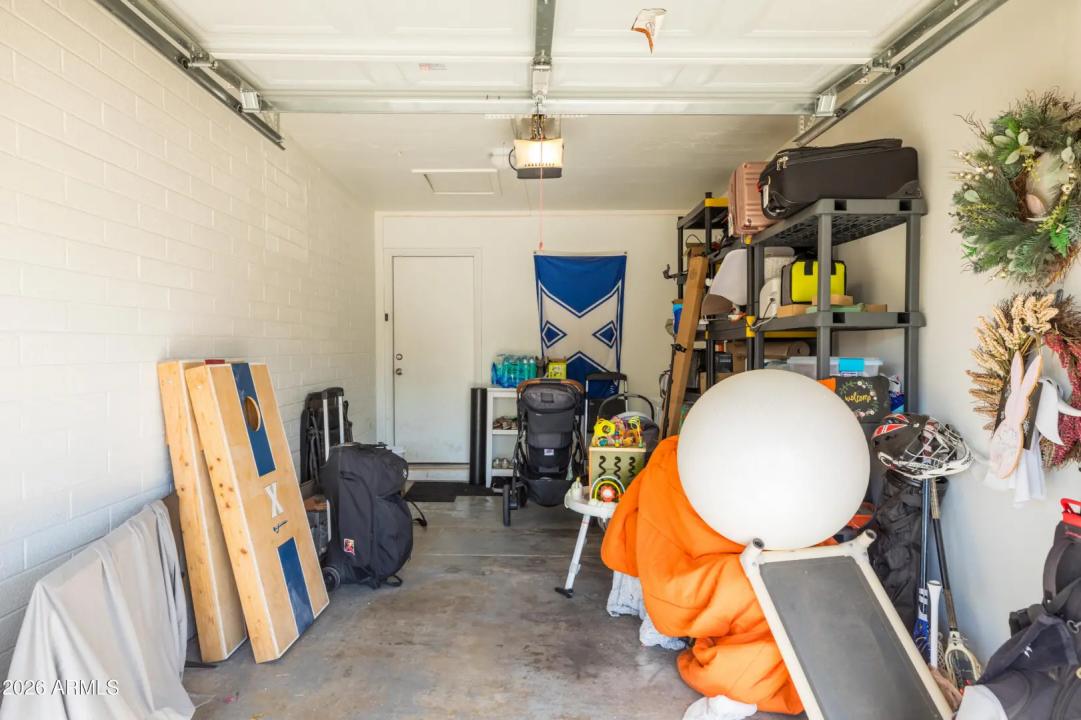 Real Estate Picture 17