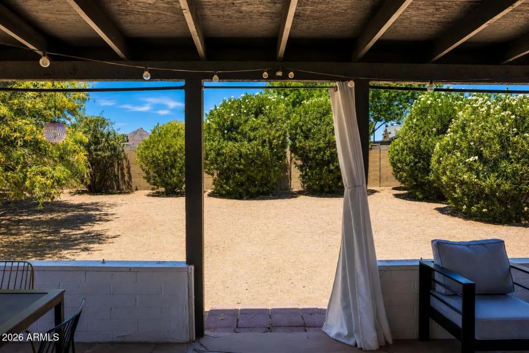 Real Estate Picture 19