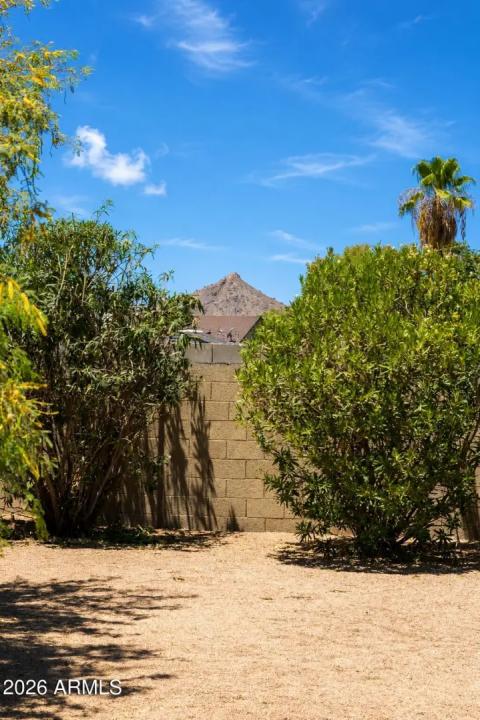 Real Estate Picture 20