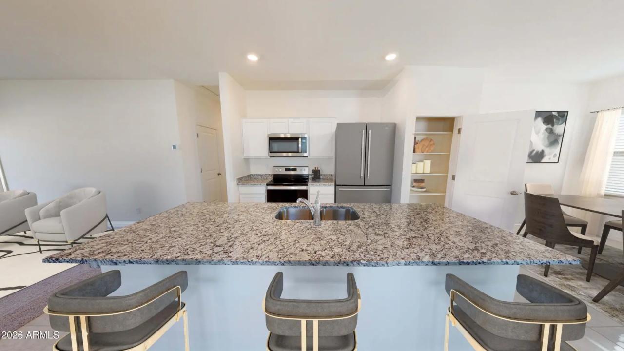 Real Estate Picture 13