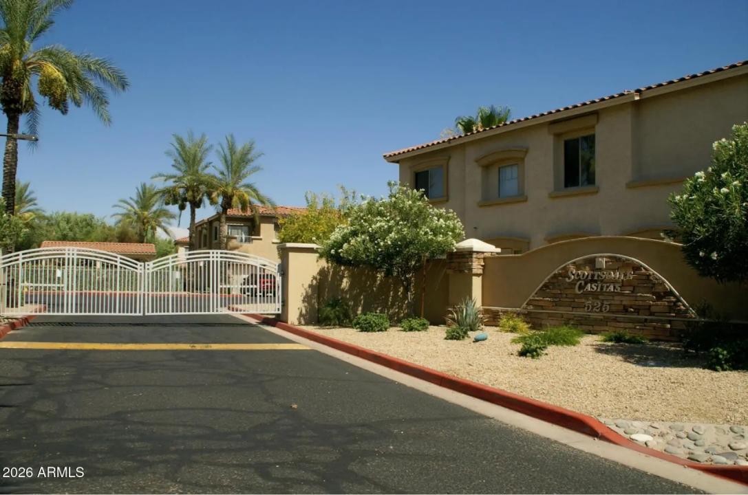 Real Estate Picture 1