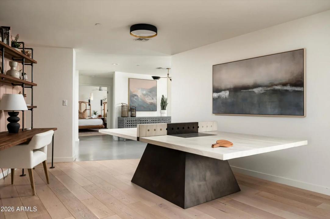 Real Estate Picture 16