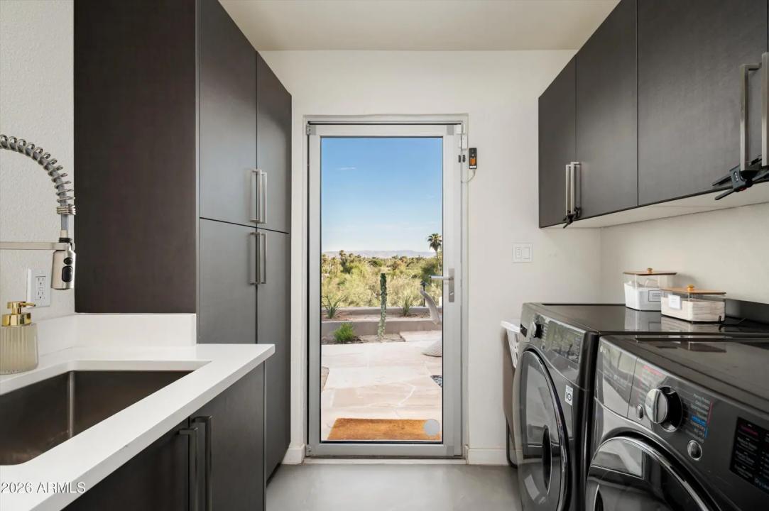 Real Estate Picture 29