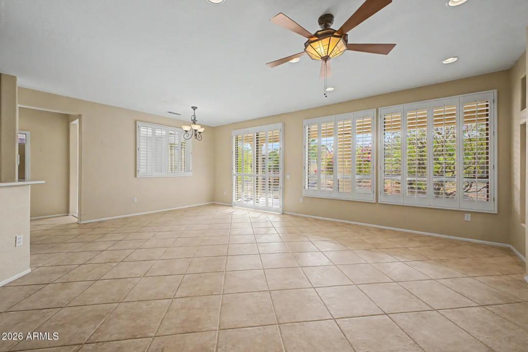 Real Estate Picture 6