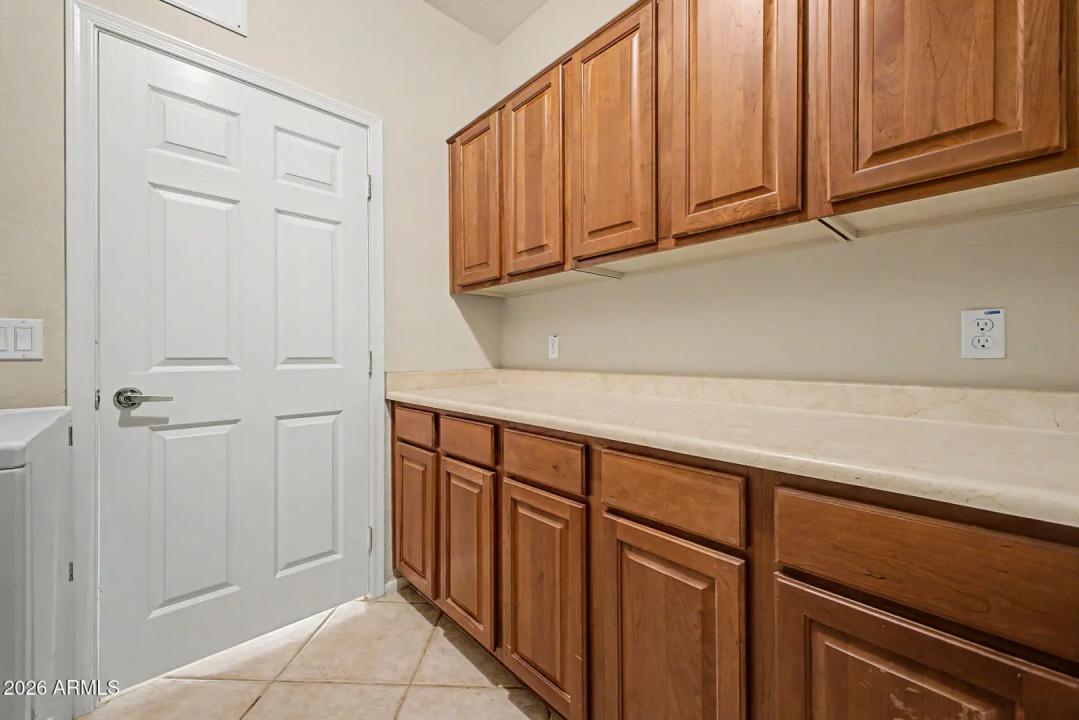 Real Estate Picture 31