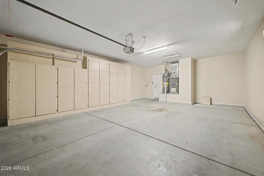 Real Estate Picture 32