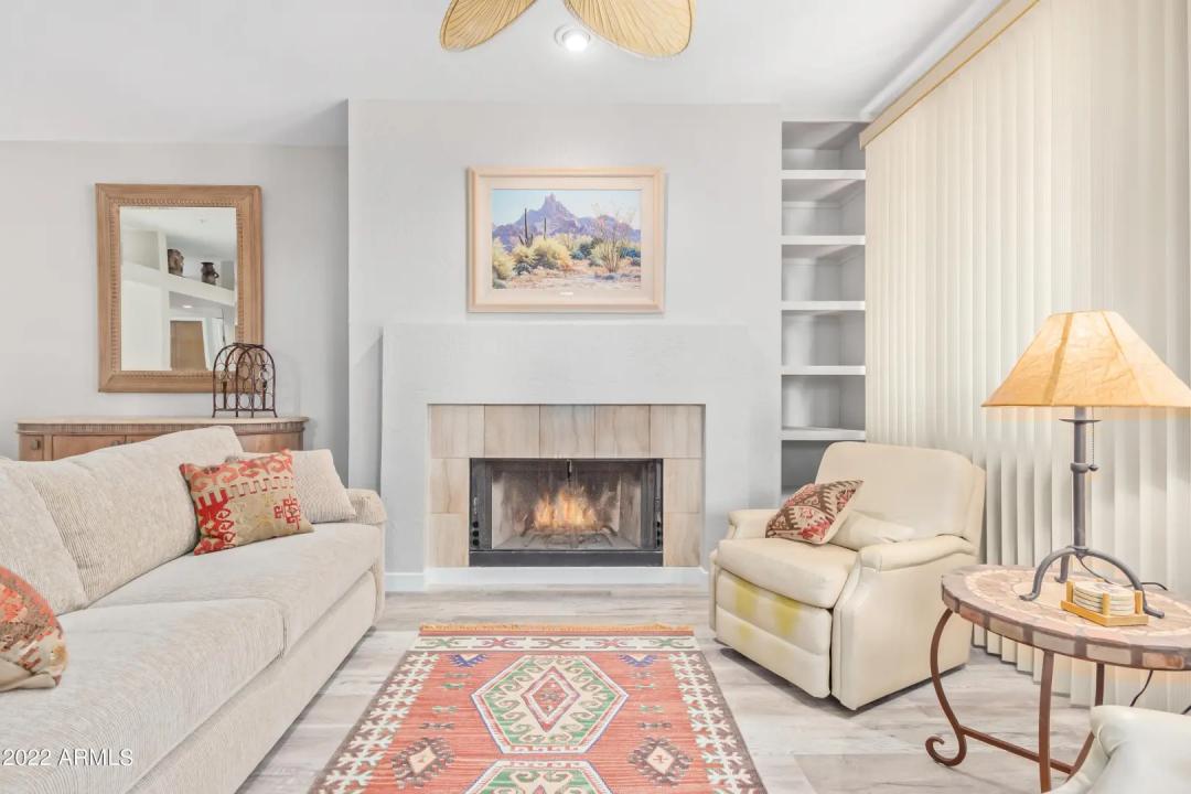 Real Estate Picture 3