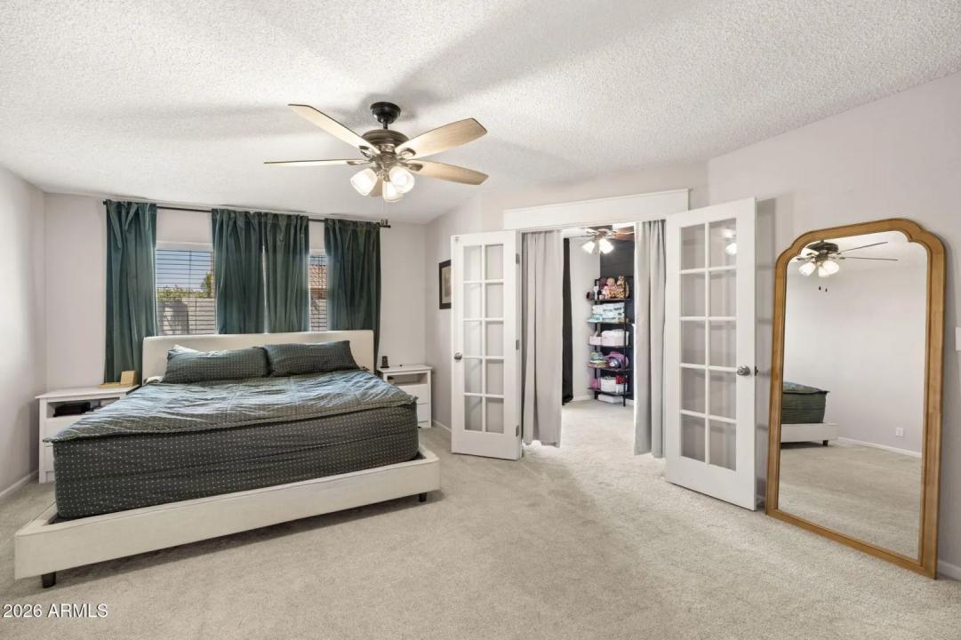 Real Estate Picture 11