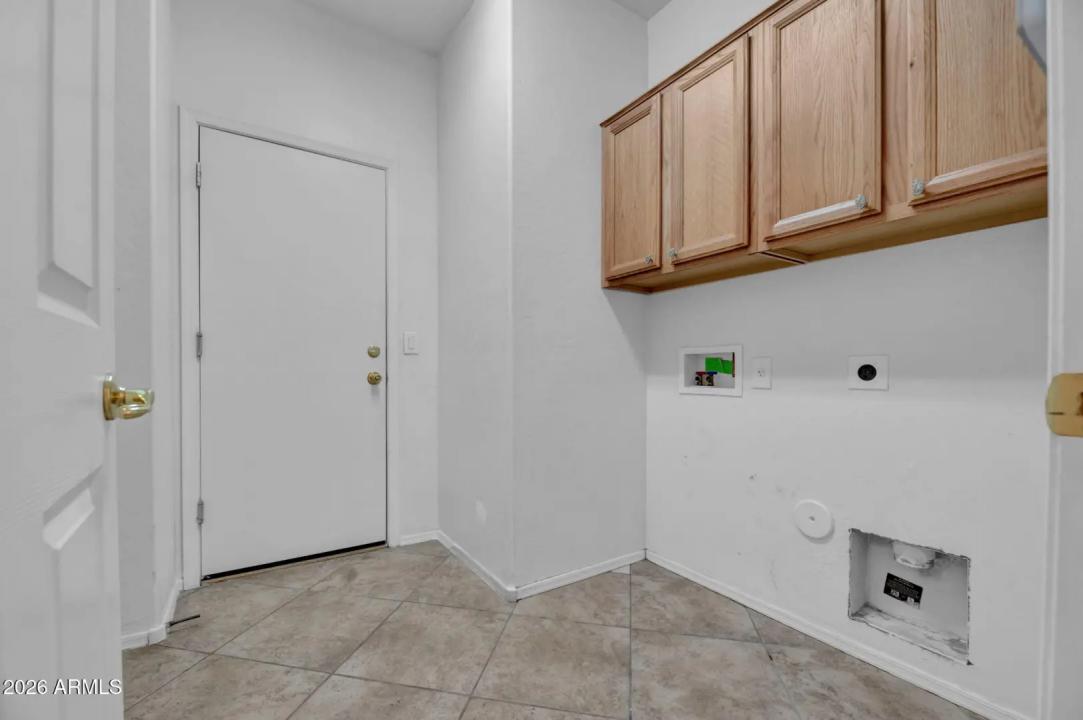 Real Estate Picture 19