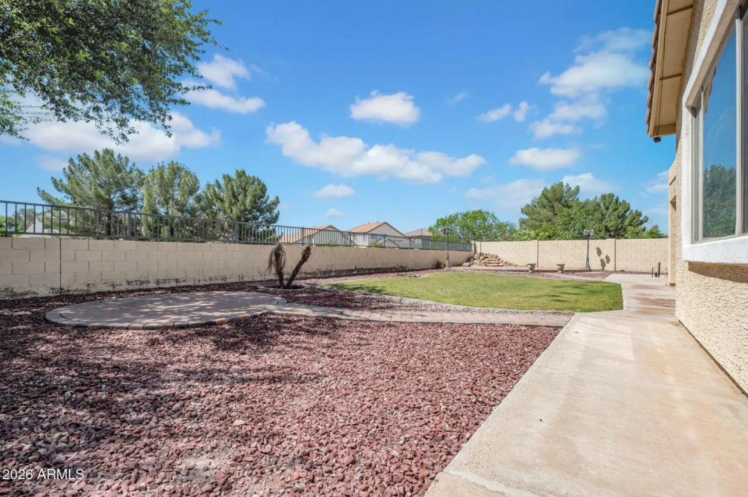 Real Estate Picture 32