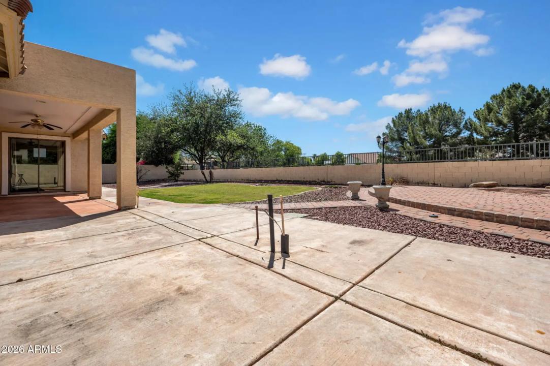 Real Estate Picture 28