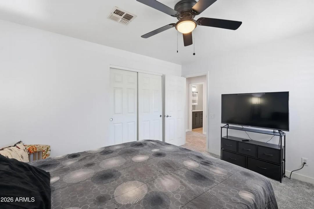 Real Estate Picture 37