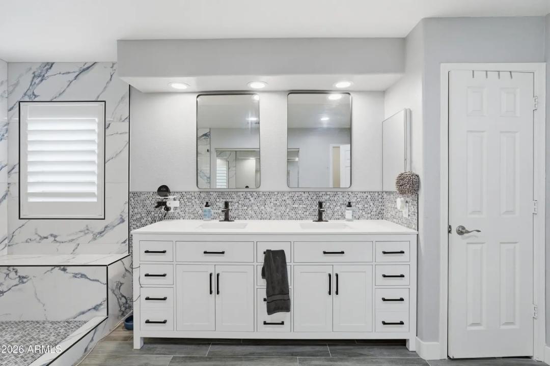Real Estate Picture 29