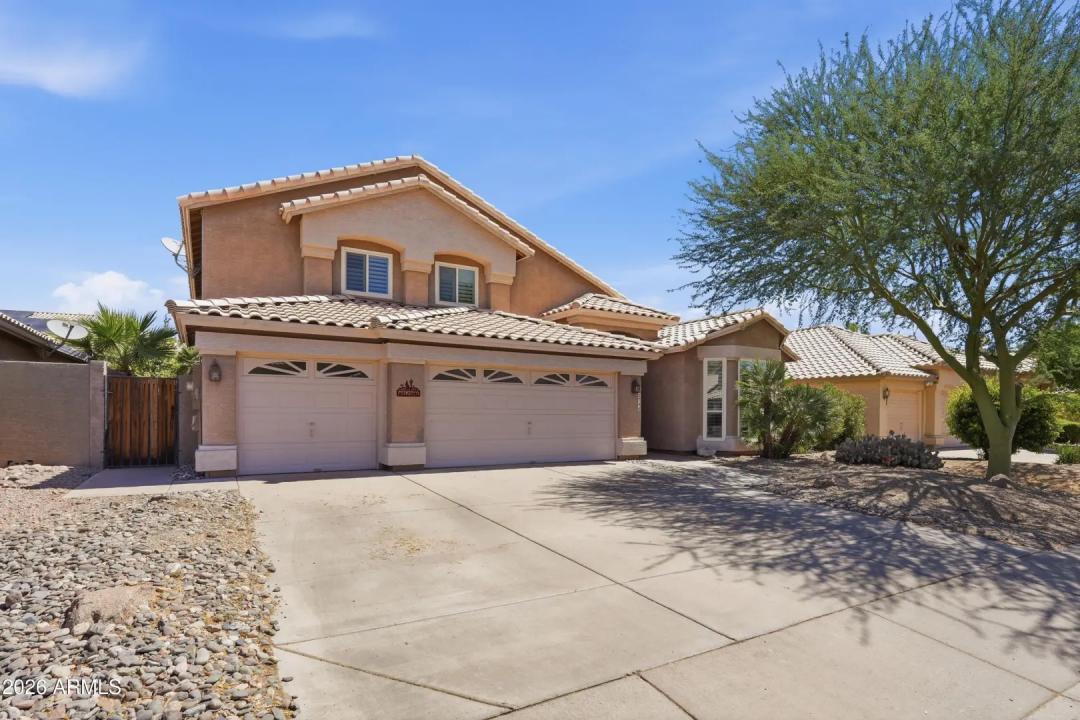 Real Estate Picture 7
