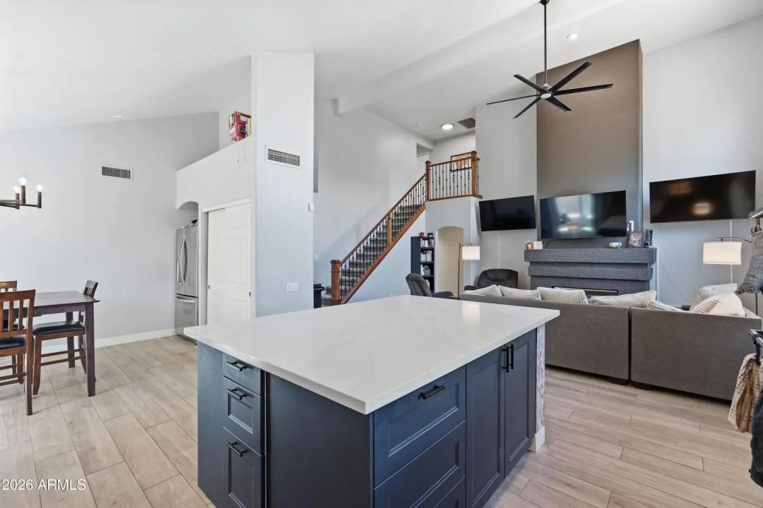 Real Estate Picture 21