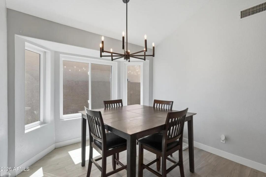 Real Estate Picture 22