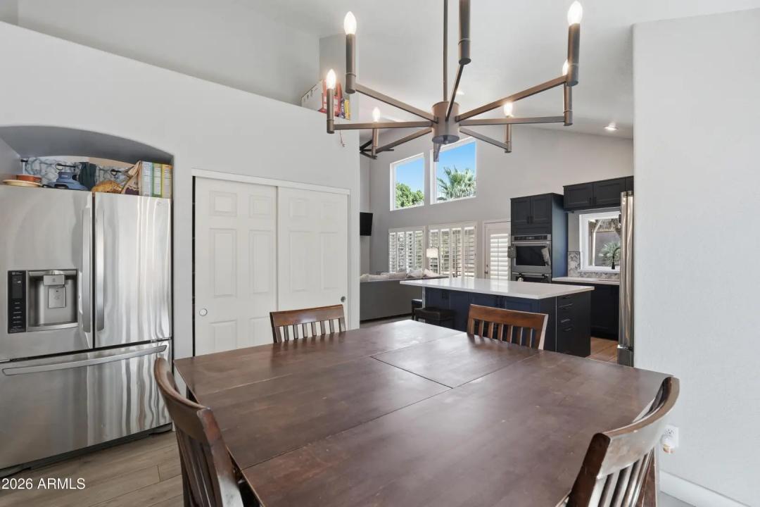 Real Estate Picture 23